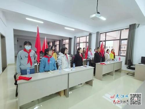 吉安瑞华学校积极开展少先队辅导员培训活动 图